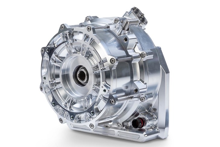 インテグラル・パワートレインのe-Drive部門が開発したモーター。単体の重量はわずか10kg。