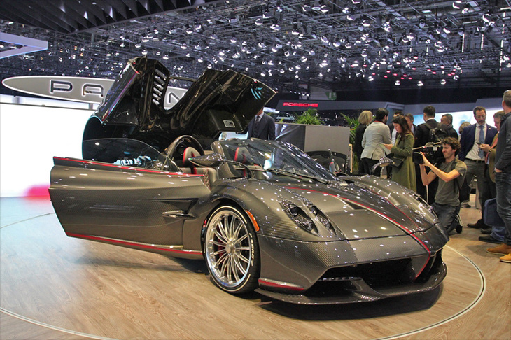 パガーニ・ウアイラSロードスター（エクステリア）