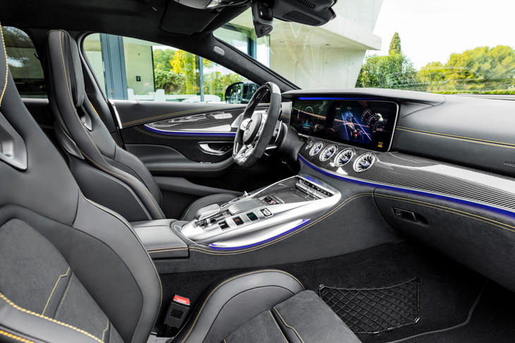 メルセデスAMG GT63 S 4MATIC＋ 4ドアクーペ（インテリア）