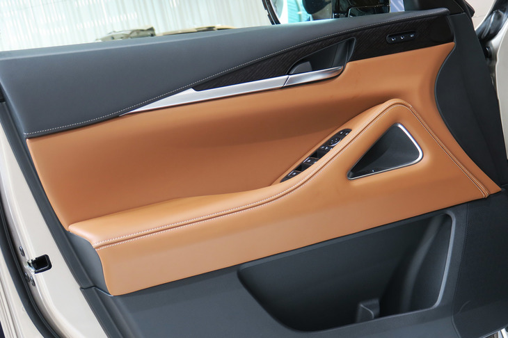 インフィニティQX60（ドアトリム）