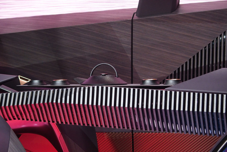 日産ハイパーツアラー