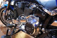 ハーレーダビッドソンが2025年モデルの「ブレイクアウト」「ローライダーST」を発表の画像