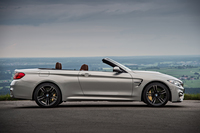 BMWの高性能オープン「M4カブリオレ」受注開始の画像