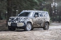 新型「ランドローバー・ディフェンダー」は2019年後半にデビューの画像
