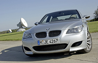 BMW M5（2ペダル7MT)  【海外試乗記】