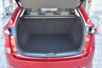 荷室容量は505リッター。（写真をクリックすると荷室のバリエーションが表示されます）