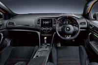 「ルノー・メガーヌR.S.／メガーヌR.S.トロフィー」のマイナーチェンジモデルが上陸の画像