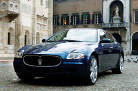 「クアトロポルテ・スポーツGT」