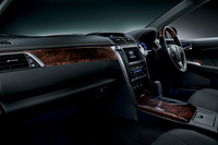 トヨタ・カムリに専用内装の特別仕様車が登場の画像