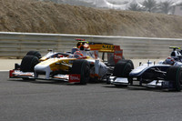 ルノーの“問題児”、ネルソン・ピケJr.は、過去3戦の不調を払いのけようと健闘し10位で完走した。元ワールドチャンピオン、フェルナンド・アロンソは8位に入りぎりぎりの入賞。（写真＝Renault）