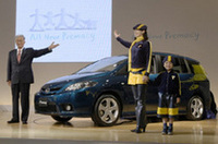 【東京モーターショー2004】マツダ、「新型プレマシー」は“6＋One”の画像