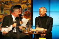 ピニンファリーナCEO（左）とCCCの増田宗昭社長（右）。