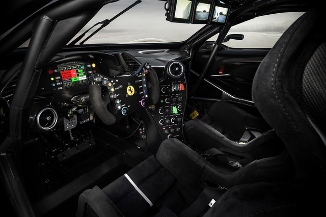 フェラーリが「488GT3 Evo 2020」ベースのワンオフモデル「KC23」を
