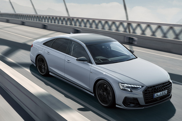 アウディの最上級セダン「A8」に限定モデル「グランドツーリング