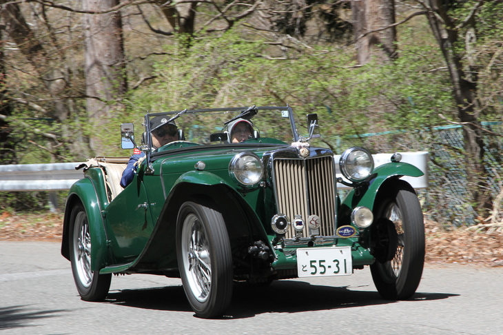 1948年「MG TC」。これも戦前型を受け継いだ、戦後MG初のスポーツカー。