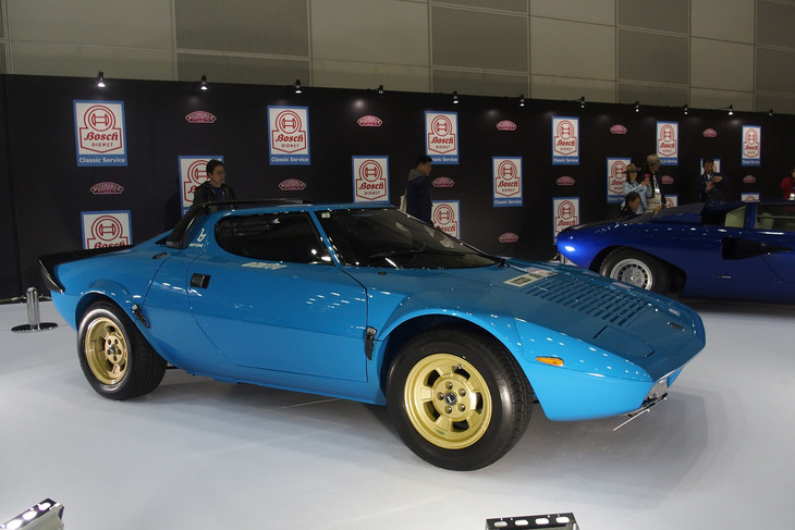 ランチア・ストラトスHFストラダーレ（1975年）