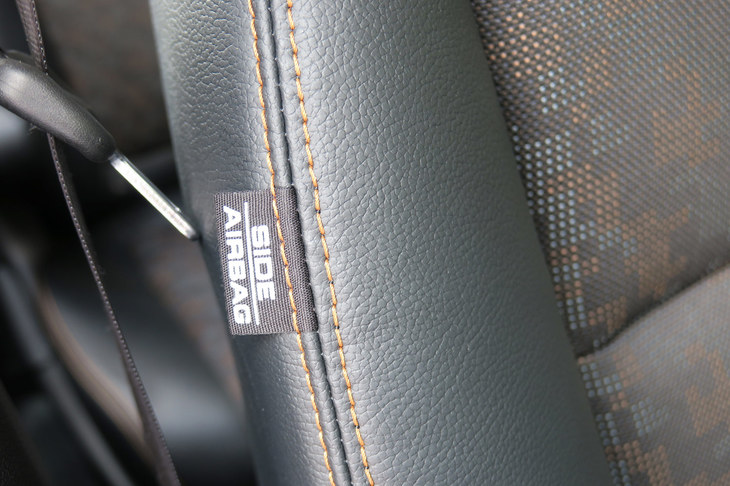 ホンダ・フリード ハイブリッド クロスター（4WD）（フロントシート）