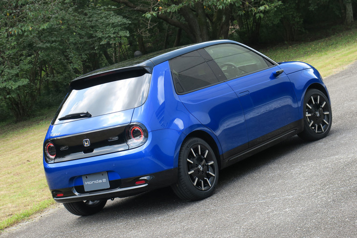 ホンダeアドバンス（エクステリア）