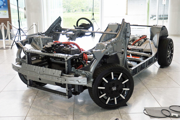 ホンダe（ランニングシャシー）