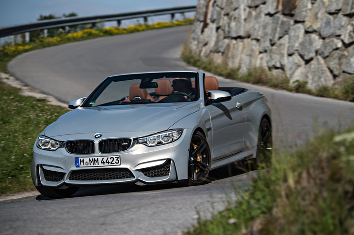 写真はすべて「M4カブリオレ」の欧州仕様車。
