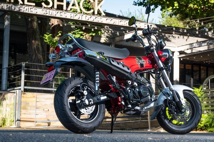 魅力的な新型車が続々と登場し、販売台数は順調に伸び、若者や女性のライダーも増えている……と、明るいニュースが飛び交っている昨今のバイク業界。今日の“バイク人気”は、過去のバイクブームと同様にいつか終わってしまうのだろうか？（写真：向後一宏）