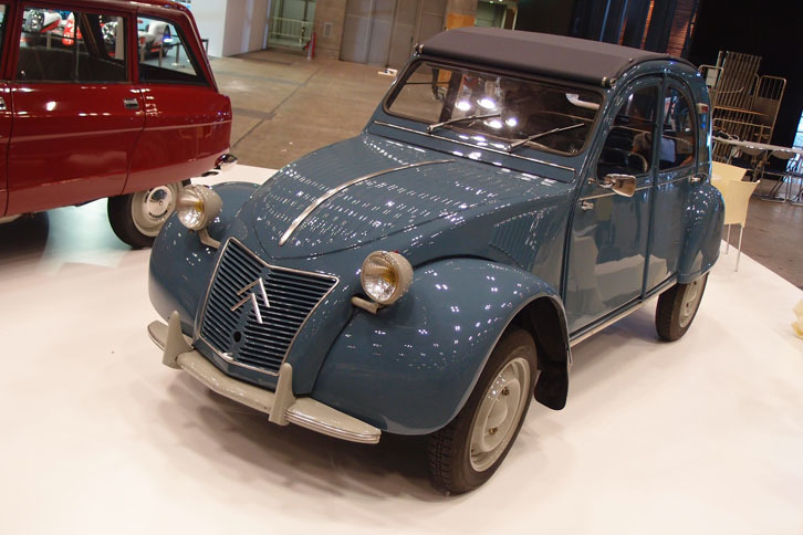 シトロエン2CV AZL（1959年）／アウトニーズ