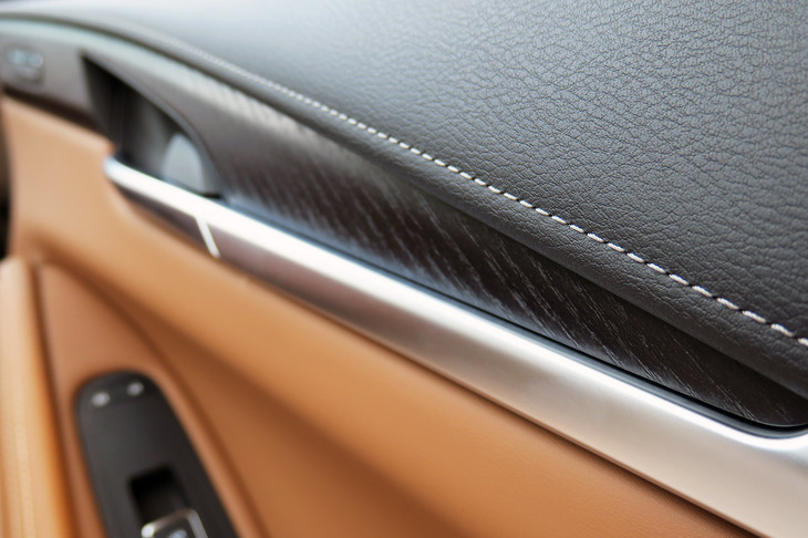 インフィニティQX60（ドアトリム）