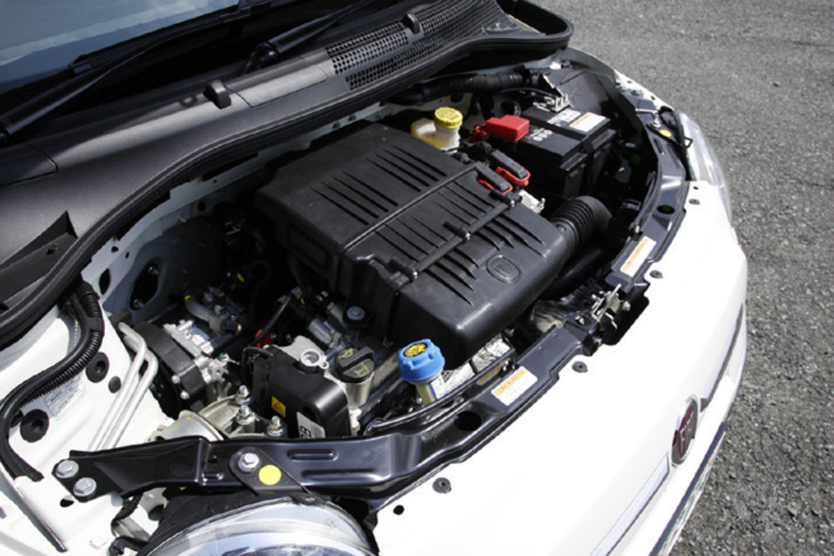 FIAT500 クラシック エンジンフードオープンステー左右2点（上開き）