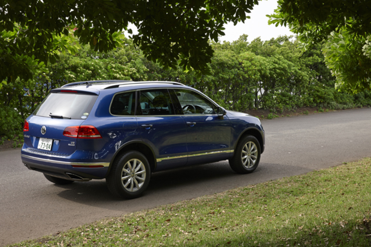 フォルクスワーゲン トゥアレグ 7L 前期 後期 ルーフ スポイラー｜車  