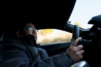 webCG編集部員の堀田。業界ではめずらしいアメリカ車好きで、実際にアメリカ車を所有する有言実行の男である。