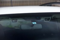 運転支援システム「アイサイト（ver.2）」を搭載する。プリクラッシュブレーキや、全車速追従機能付きクルーズコントロールなどが備わる。