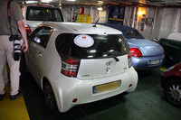 フェリーで見たiQは、オランダのジャーナリストが乗ってきたものだった。