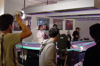 撮影の様子。レースの様子を撮影されているので、カトー編集長の気分はまさにプロレーシングドライバー!?