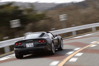 AT仕様はクーペ、ロードスター共に、MT仕様より10kg車重が重くなる。
    