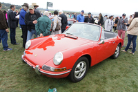 北米では圧倒的にコンバーチブルの人気が高かった「ポルシェ356」の後継車である「911」も、当然オープンボディーが検討された。しかし北米の安全基準を満たせず、結局「タルガ」が世に出ることになる。これは1964年製の貴重なカブリオレの試作車だ。