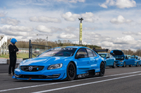 イメージの源泉となっているポールスターのレーシングカー。ボルボとのパートナーシップは1990年代までさかのぼることができる。