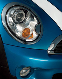 「MINI」2代目、日本では2007年2月に発売の画像