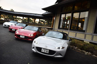 試乗会場に並べられた「マツダ・ロードスター」。