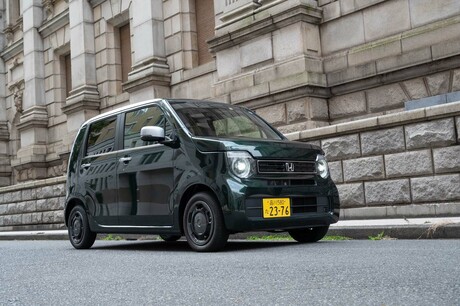 新しくなった「N-WGN」にはホンダ車初の予防安全装備が搭載された。もちろん社会安全が第一だろうが、売れ...