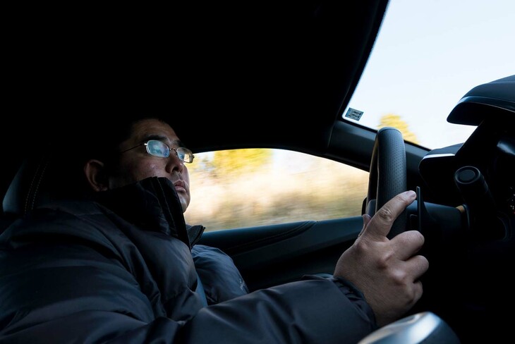 webCG編集部員の堀田。業界ではめずらしいアメリカ車好きで、実際にアメリカ車を所有する有言実行の男である。