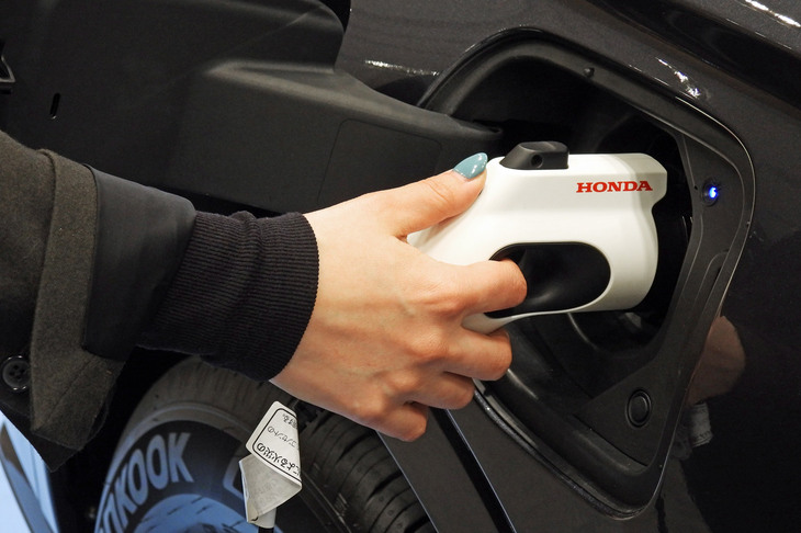 ホンダCR-V e：FCEV（Honda Power Supply Connector＜ホンダパワーサプライコネクター＞）