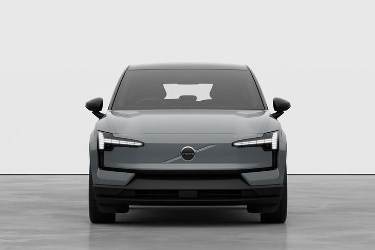 装備を見直し価格を抑えた新グレード「EX30プラス シングルモーター エクステンデッドレンジ」。車両本体価格は539万円。