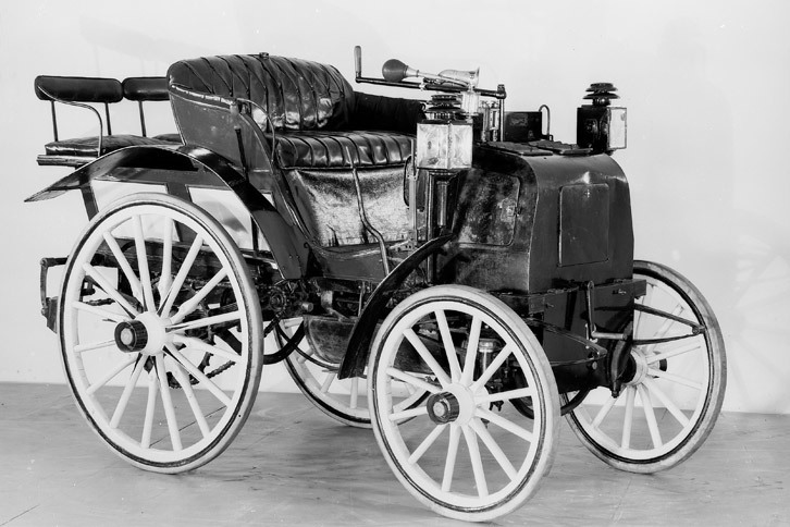 パリ‐ルーアン・トライアルとパリ‐ボルドー往復レースでのパナール・エ・ルヴァソールの好成績により、“システム・パナール”の有用性は広く知れわたるようになった。