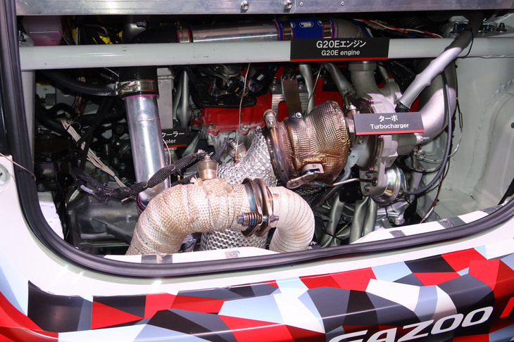 トヨタGRヤリスMコンセプト（キャビン後方のエンジンルーム）