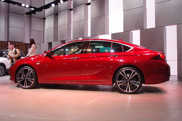 オペル・インシグニア