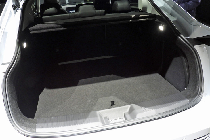 ホンダ・インサイト（ラゲッジスペース）