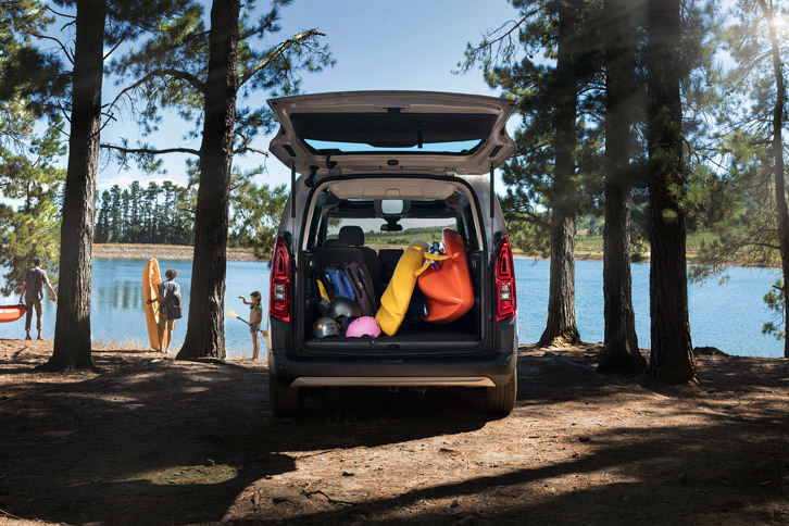 シトロエン・ベルランゴ（ラゲッジスペース）