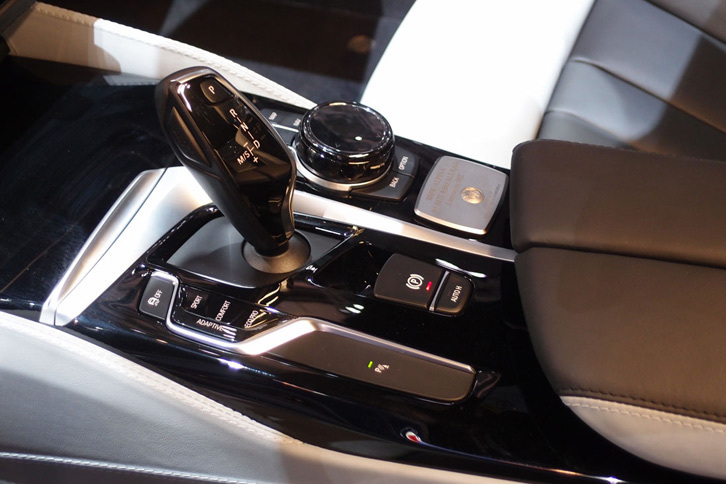 BMWアルピナB5ビターボ リムジン