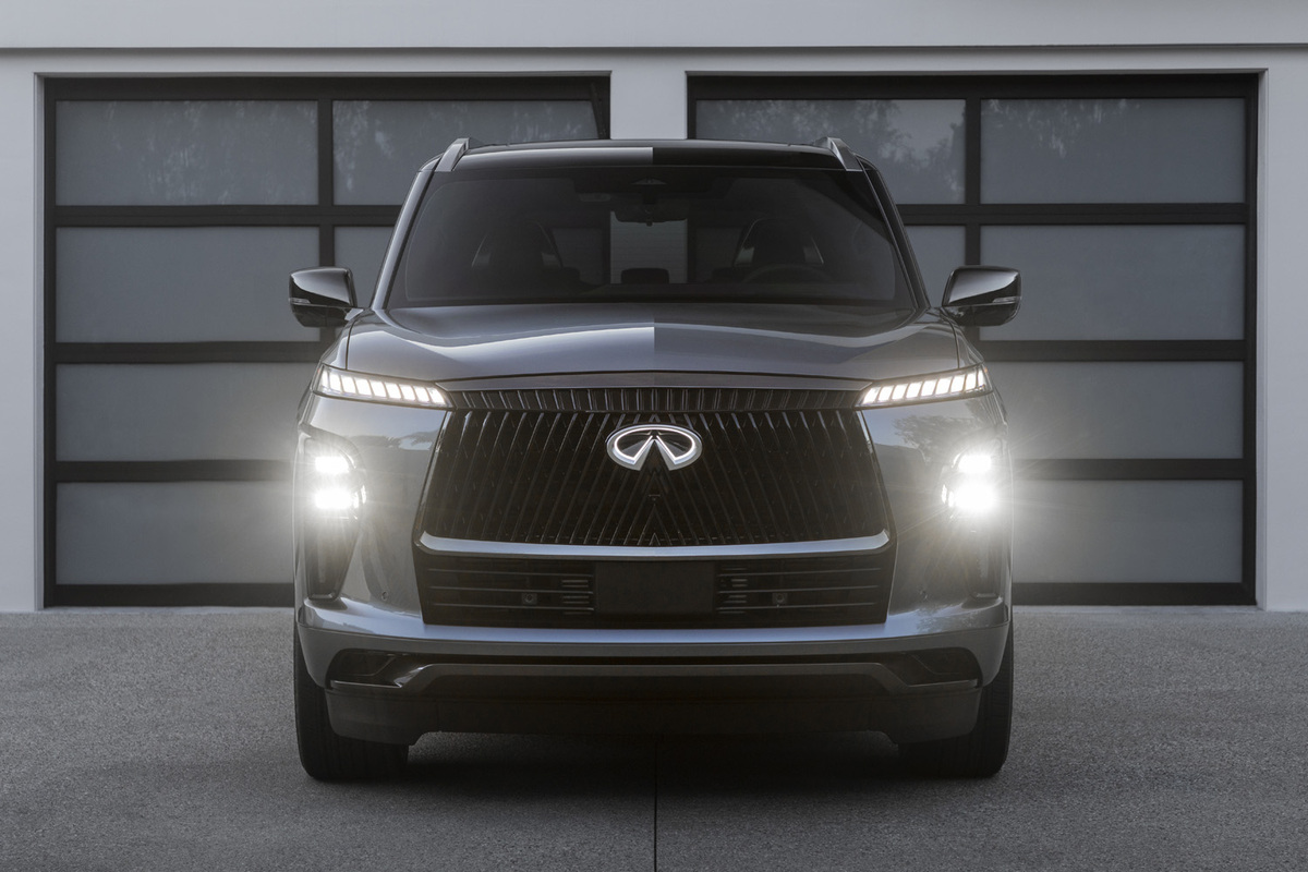 インフィニティブランドの新型フラッグシップSUV「QX80」がデビュー