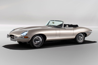 ジャガー、往年の名車「Eタイプ」を電動化して販売